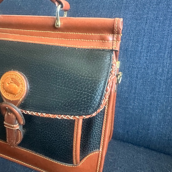 RARE VINTAGE Dooney and Bourkey Purse/ Handbag - Picture 13 of 14